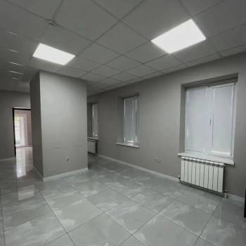 Сдается Нежилое помещение, 78 м²