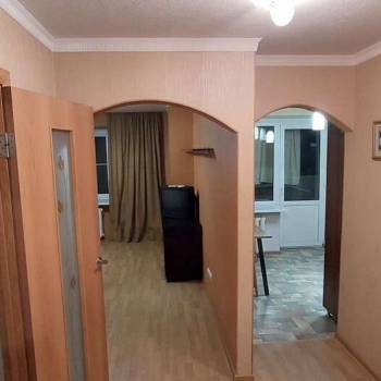 Сдается 1-комнатная квартира, 42 м²