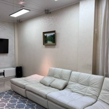 Сдается 1-комнатная квартира, 60 м²