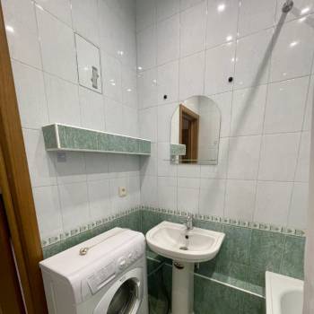 Сдается 1-комнатная квартира, 46 м²