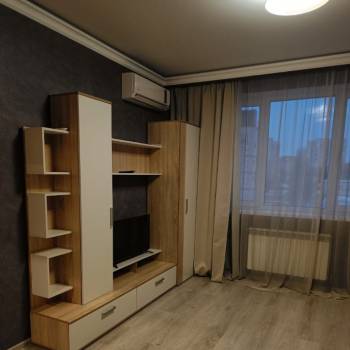Сдается 1-комнатная квартира, 46 м²