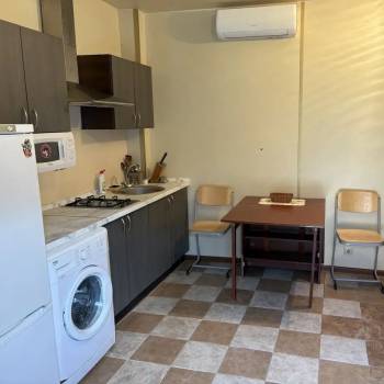 Сдается 1-комнатная квартира, 45 м²