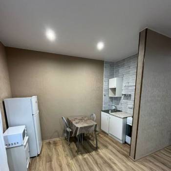 Сдается 1-комнатная квартира, 37 м²