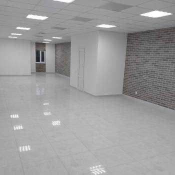 Сдается Нежилое помещение, 350 м²