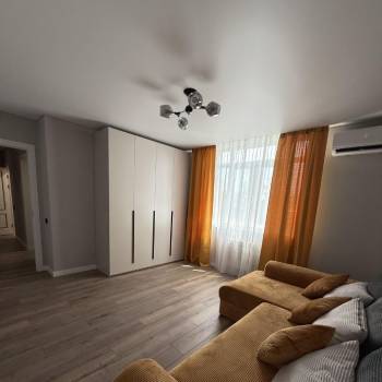 Сдается 1-комнатная квартира, 38 м²