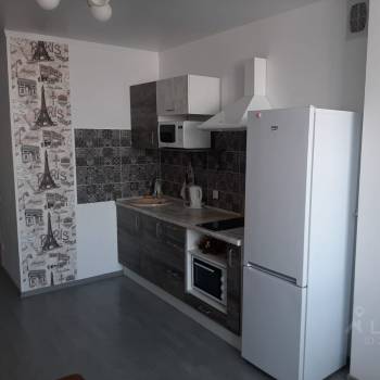 Сдается 1-комнатная квартира, 53 м²