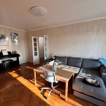 Продается 3-х комнатная квартира, 58 м²