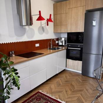 Сдается 2-х комнатная квартира, 60 м²