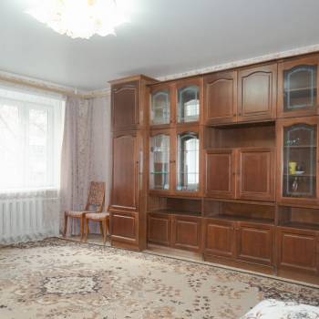 Сдается 1-комнатная квартира, 60 м²
