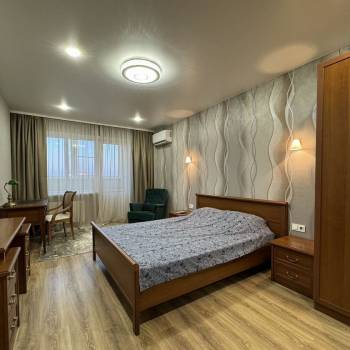 Сдается 1-комнатная квартира, 51 м²