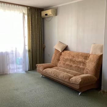 Сдается 1-комнатная квартира, 50 м²