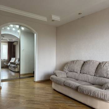 Сдается Многокомнатная квартира, 65 м²