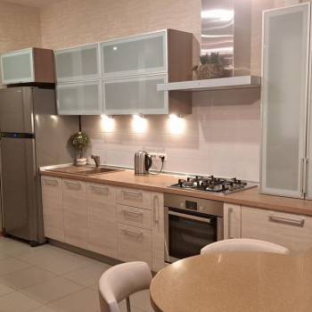 Сдается Многокомнатная квартира, 130 м²