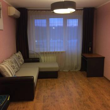 Сдается 1-комнатная квартира, 40 м²