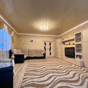 Продается Дом, 290 м²