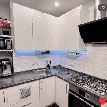 Продается 1-комнатная квартира, 46 м²