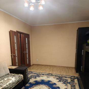 Сдается 1-комнатная квартира, 38 м²