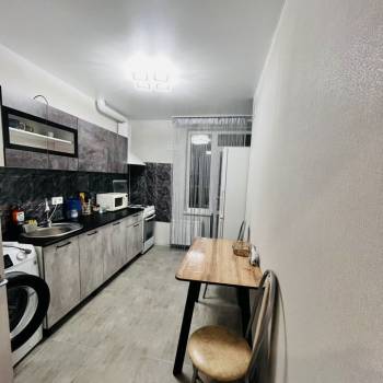 Сдается 1-комнатная квартира, 35 м²
