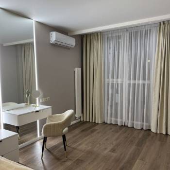 Сдается Многокомнатная квартира, 100 м²
