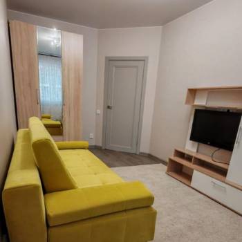 Сдается 1-комнатная квартира, 35 м²