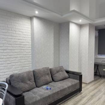 Сдается 1-комнатная квартира, 47 м²