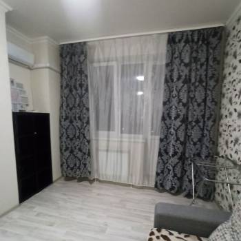 Сдается 1-комнатная квартира, 39 м²