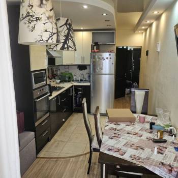 Сдается 1-комнатная квартира, 52 м²
