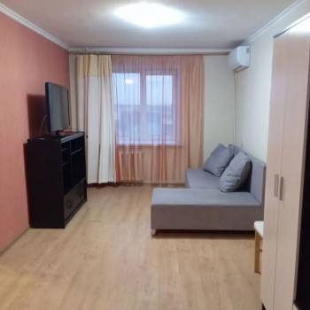 Сдается 1-комнатная квартира, 37 м²