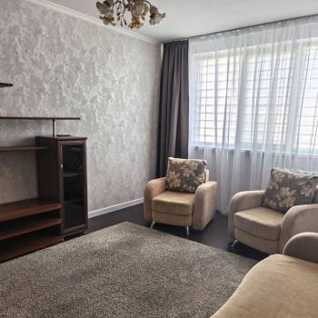 Сдается 1-комнатная квартира, 45 м²