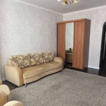 Сдается 1-комнатная квартира, 45 м²