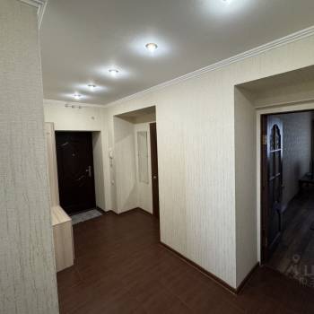 Сдается 2-х комнатная квартира, 75 м²