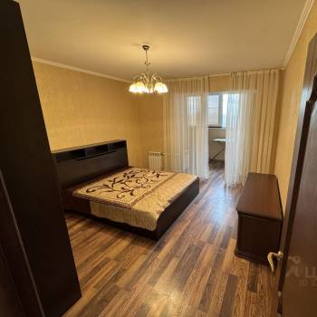 Сдается 2-х комнатная квартира, 75 м²