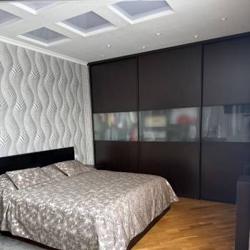 Продается 3-х комнатная квартира, 100 м²