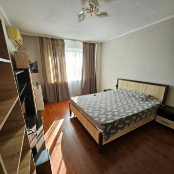 Сдается 1-комнатная квартира, 43 м²