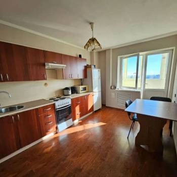 Сдается 1-комнатная квартира, 43 м²