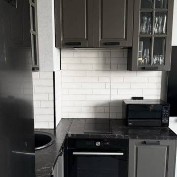 Продается 1-комнатная квартира, 32 м²