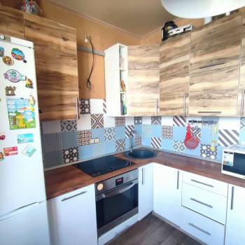 Продается 1-комнатная квартира, 37 м²