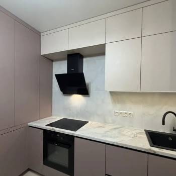 Продается 1-комнатная квартира, 38 м²