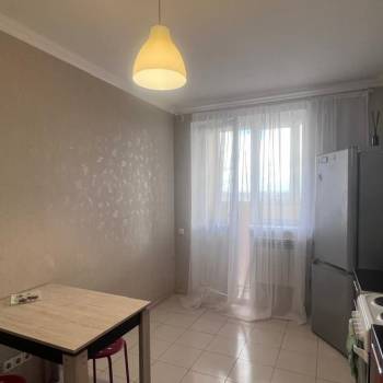 Сдается 1-комнатная квартира, 47 м²