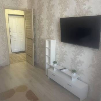 Продается 1-комнатная квартира, 32 м²