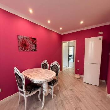 Продается 2-х комнатная квартира, 57 м²
