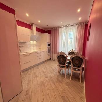 Продается 2-х комнатная квартира, 57 м²