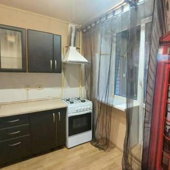 Сдается 1-комнатная квартира, 38 м²