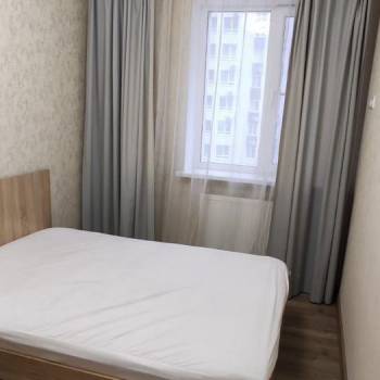 Сдается 1-комнатная квартира, 53 м²