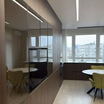 Продается 2-х комнатная квартира, 80 м²