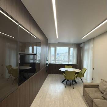 Продается 2-х комнатная квартира, 80 м²