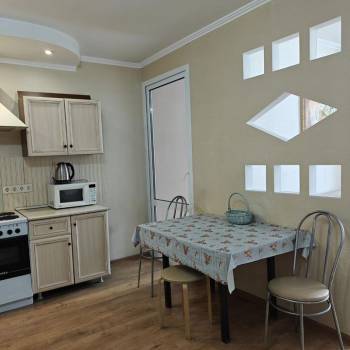 Сдается 1-комнатная квартира, 40 м²