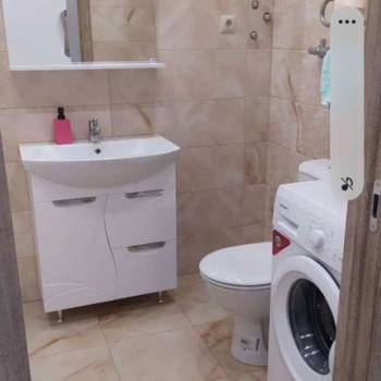 Продается 1-комнатная квартира, 33 м²