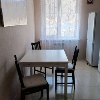 Сдается 1-комнатная квартира, 69 м²
