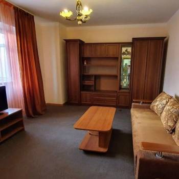 Сдается 1-комнатная квартира, 47 м²